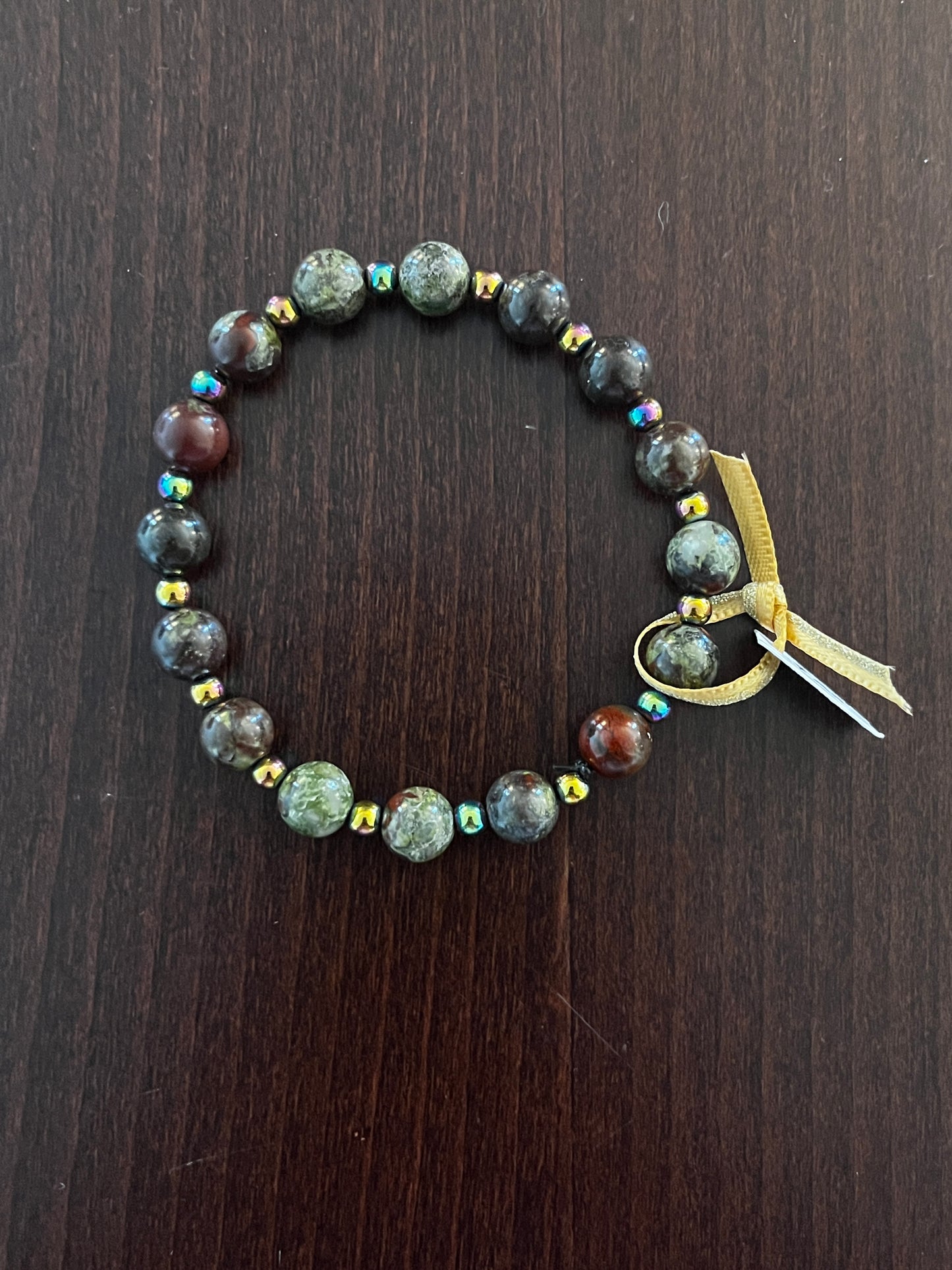 Molidaan Magnetic Hematite Bracelet (Dragon Blood)