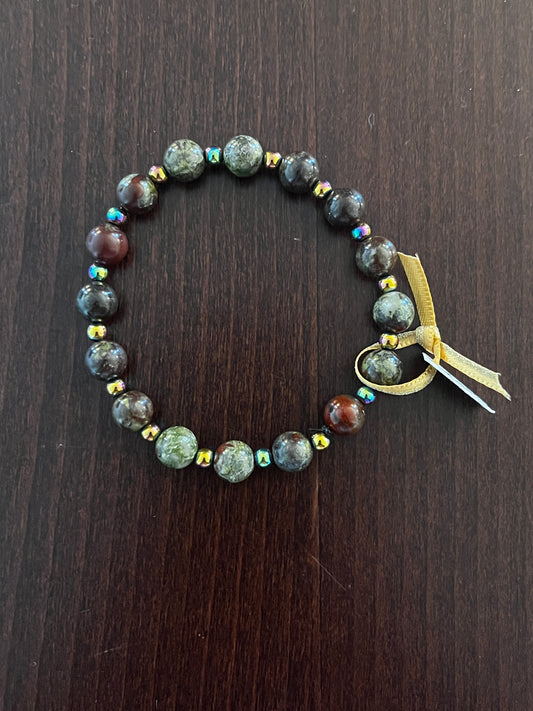 Molidaan Magnetic Hematite Bracelet (Dragon Blood)